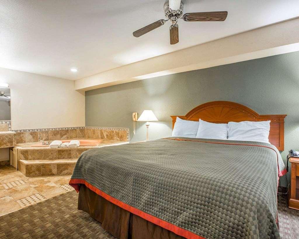 Rodeway Inn דלאנו חדר תמונה