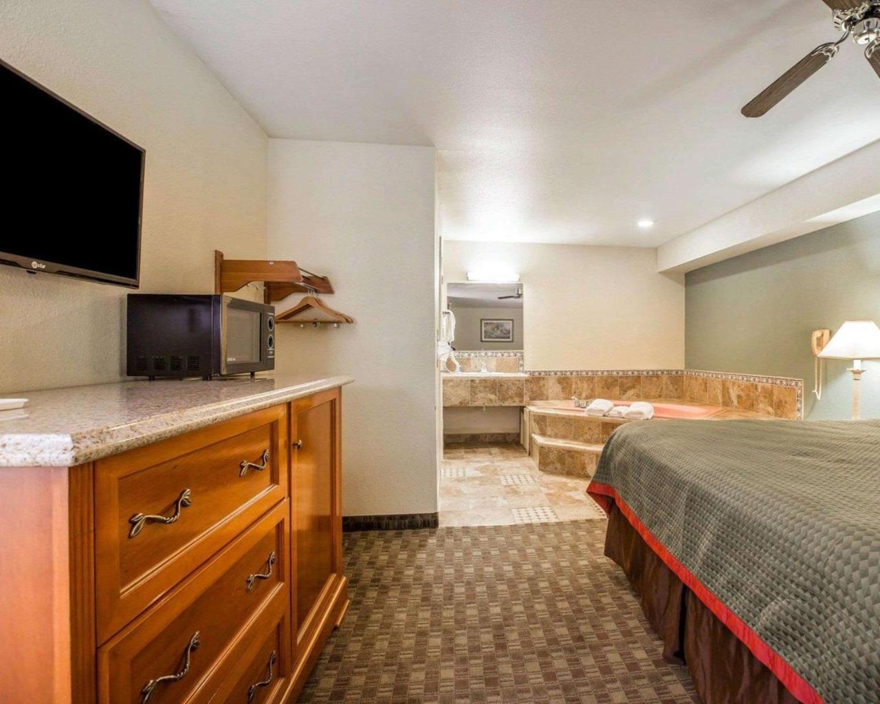 Rodeway Inn דלאנו מראה חיצוני תמונה